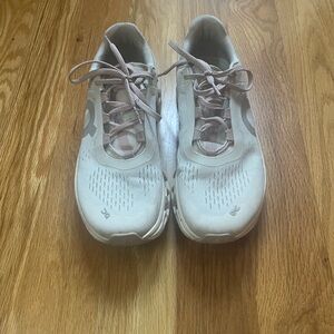 On Running Women's Cream Sneakers